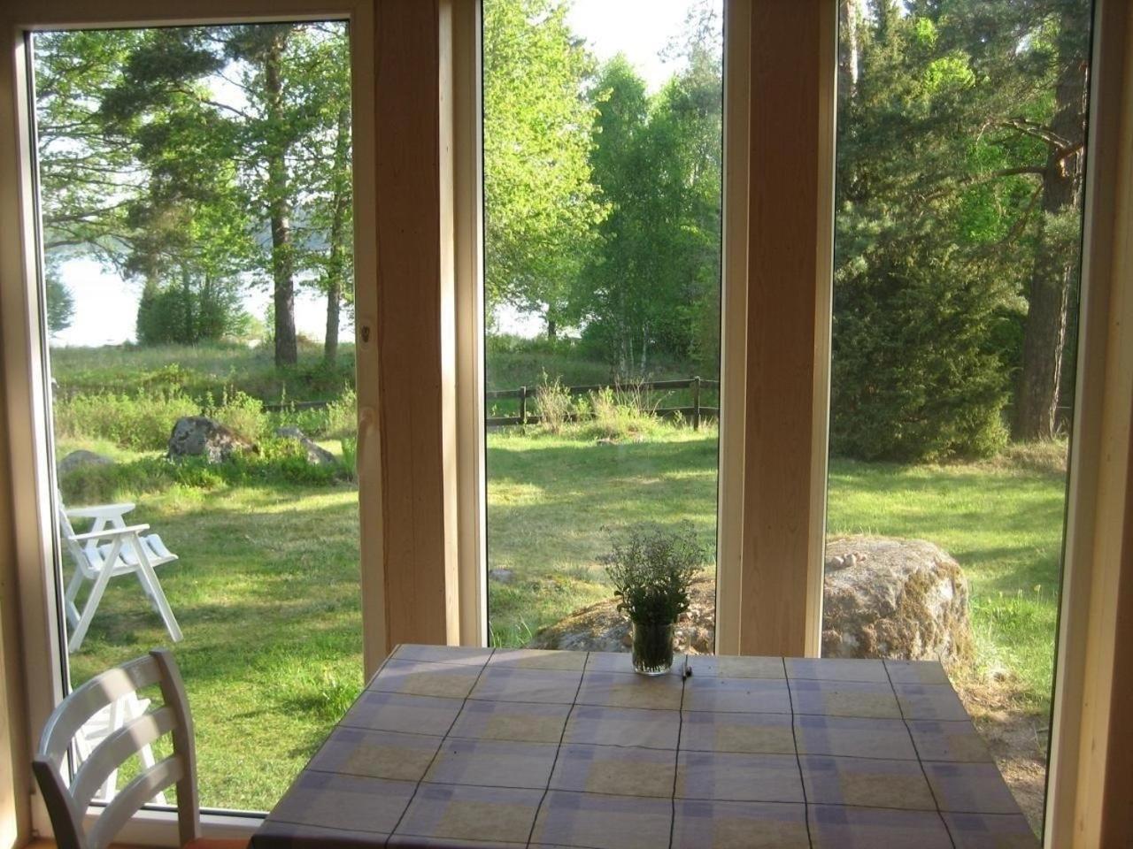 Ferienhaus In Malilla Boote Sauna See المظهر الخارجي الصورة
